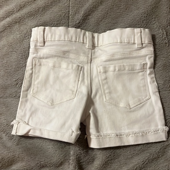 Kids 3t Okie Dokie shorts - Picture 2 of 3